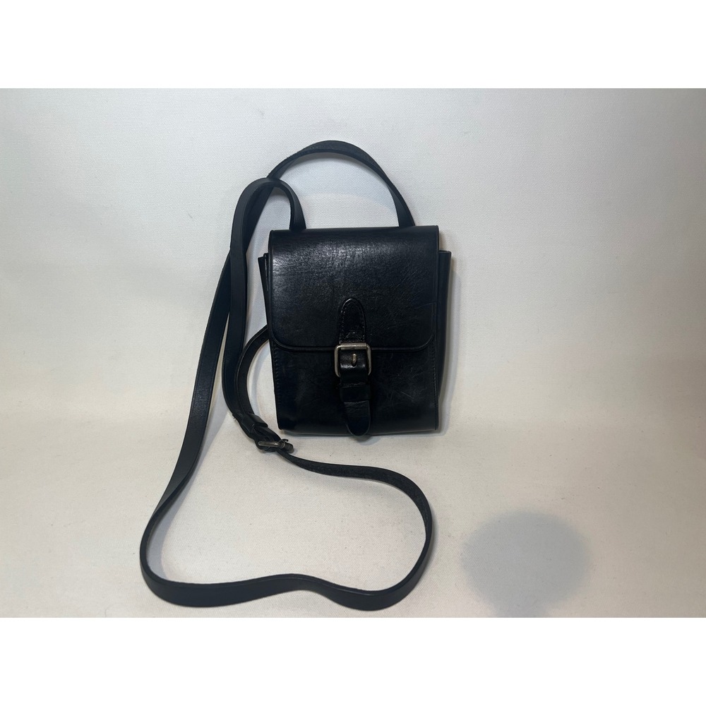 Vintage The Limited Leather Crossbody Bag Black Buckle Flap 90s Minimalist Retro